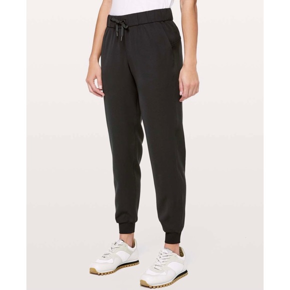 lululemon athletica Pants - Lululemon On The Fly Jogger - Travel Woven
